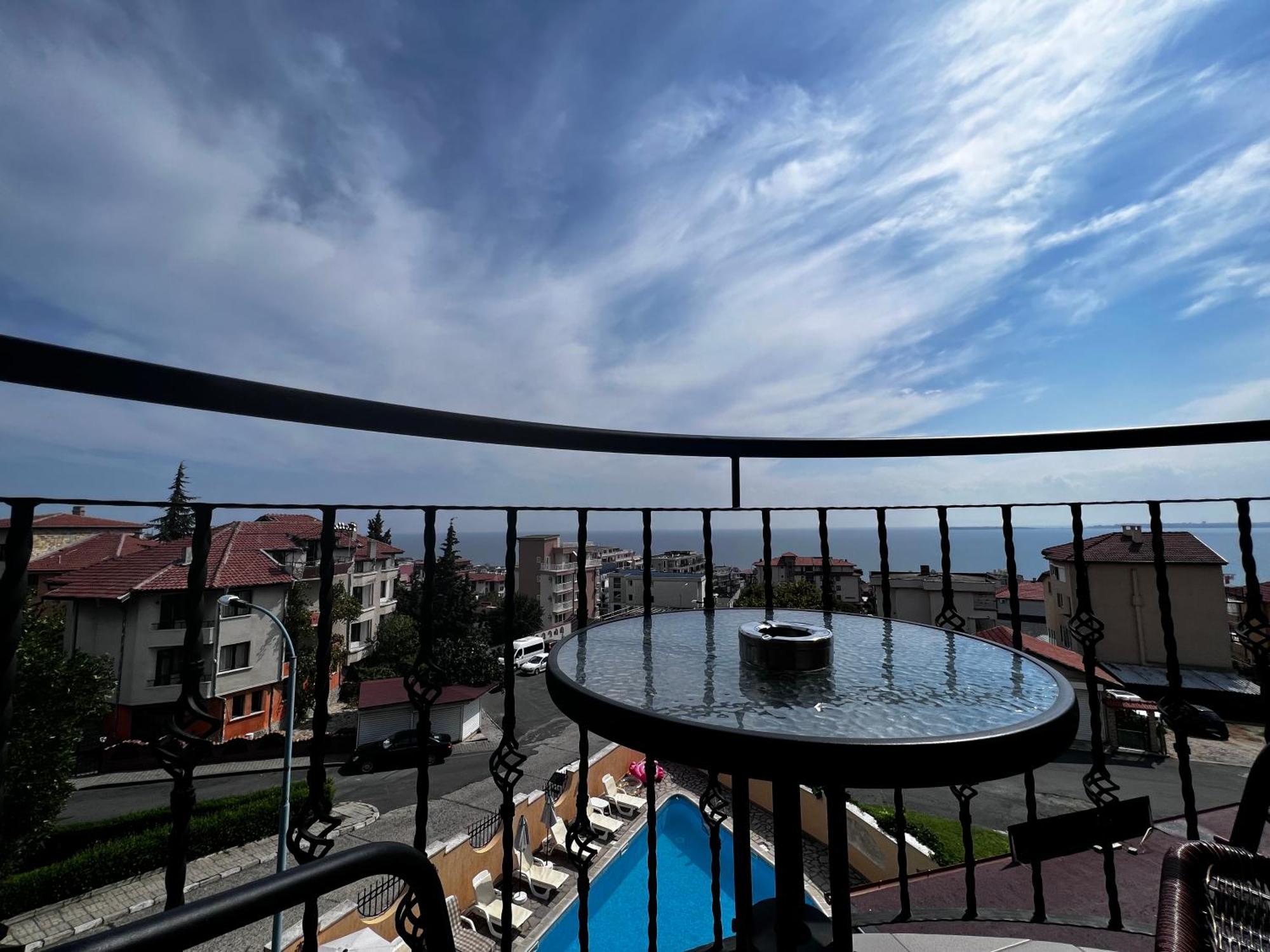 Family Hotel Milev Sveti Vlas Exterior foto