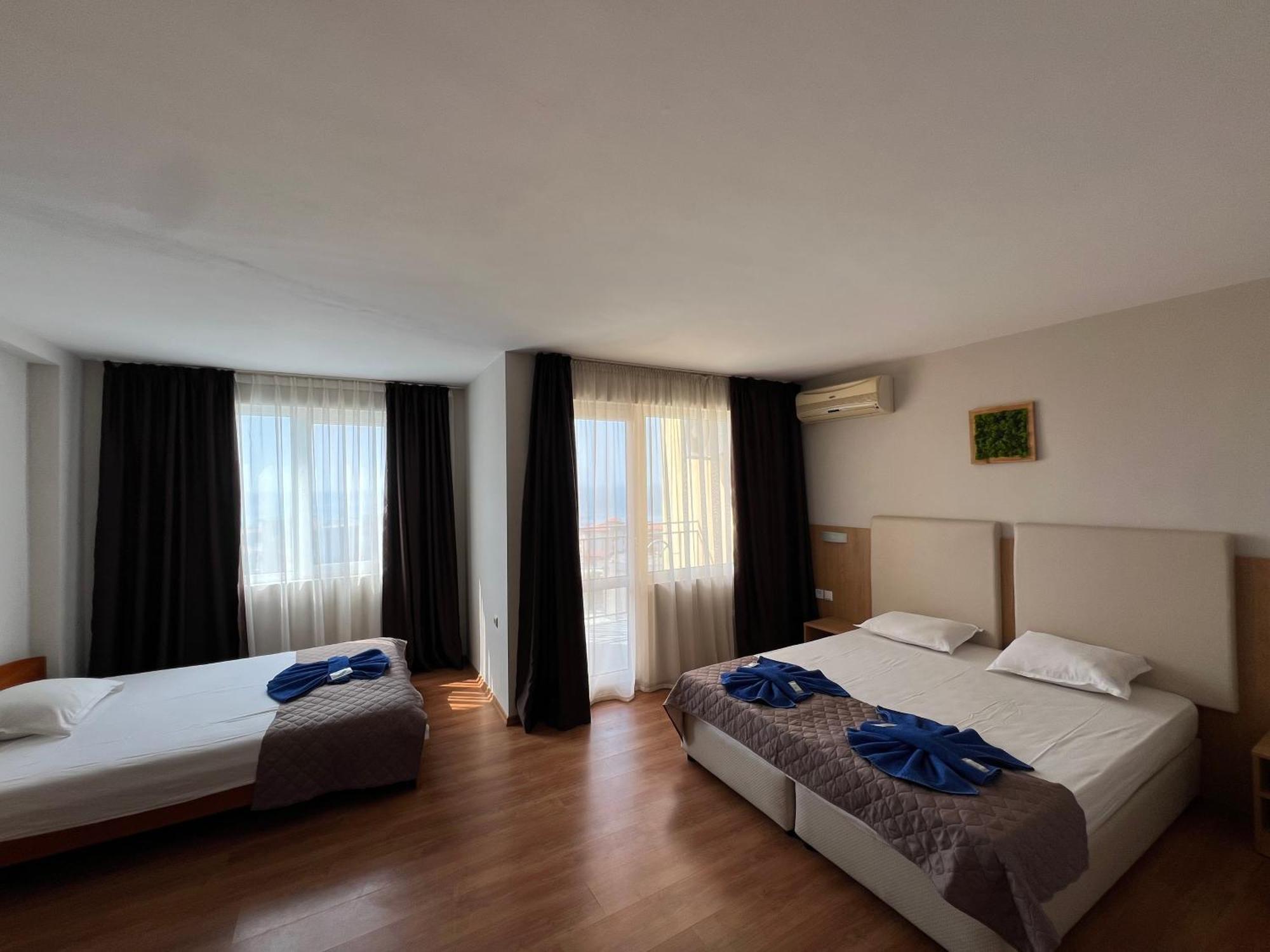 Family Hotel Milev Sveti Vlas Exterior foto